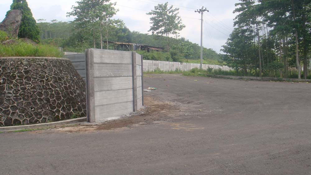 Pagar Beton PT Unicon Precast Concrete